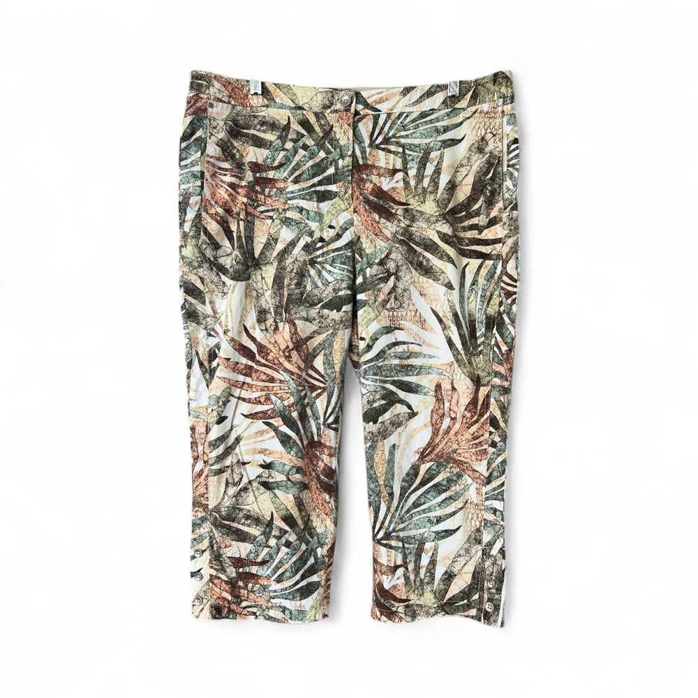 Chico's Capri’s size 3/XL Tropical Palm Print